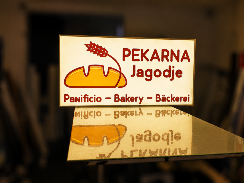 Svetlobna reklamna tabla Pekarna Jagodje